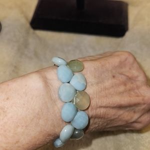 925 BLUE AND GREEN QUARTZ STONES ON SILK WITH 925 STERLING  CLASP. VINTAGE. PICS